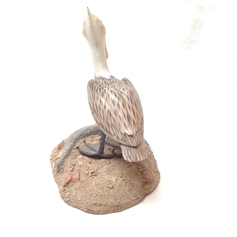 Pelican Statue Sculpture On Stand Home Decor Shore Bird Art Resin